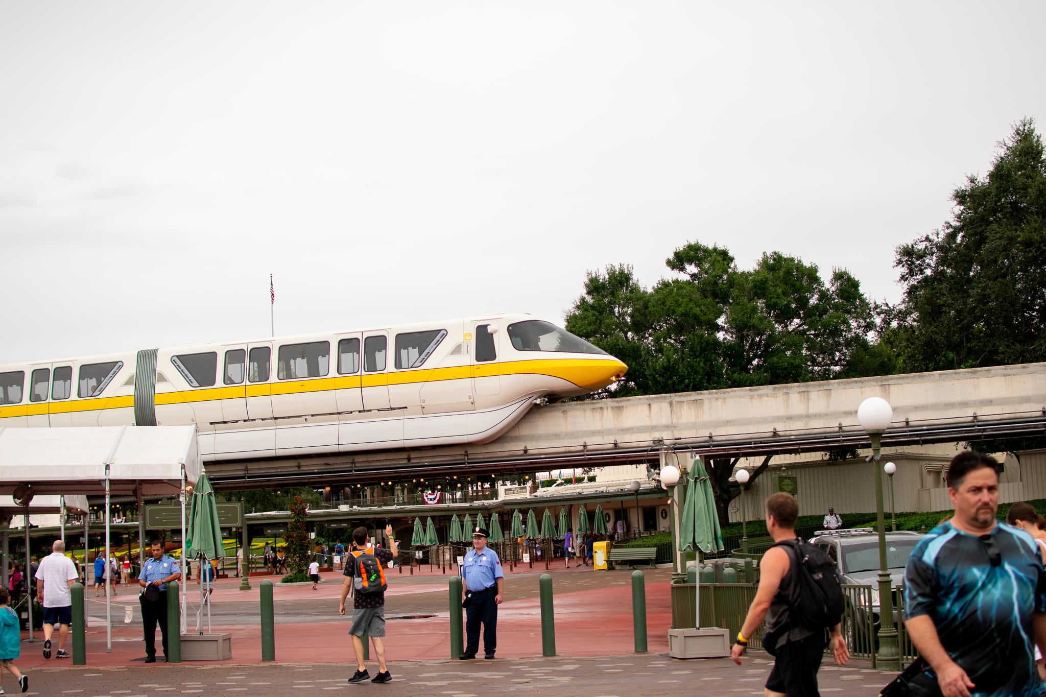 Best FREE Things To Do at Disney World Resorts [2025]