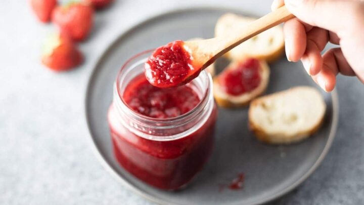 Instant Pot Strawberry Jam no pectin Piping Pot Curry