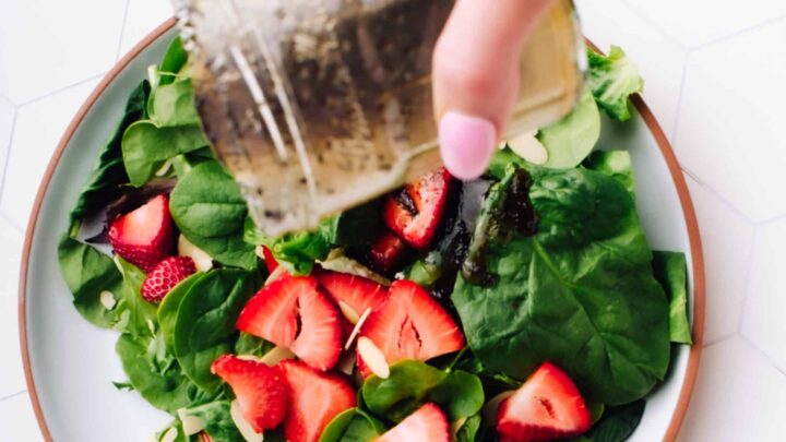 Strawberry Spinach Salad Recipe 1 scaled 1