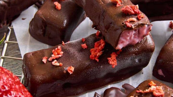 Strawberry Yoghurt Protein Bars Blog 16