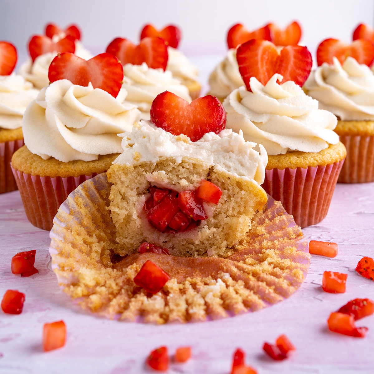 strawberry cupcakes biteshot square